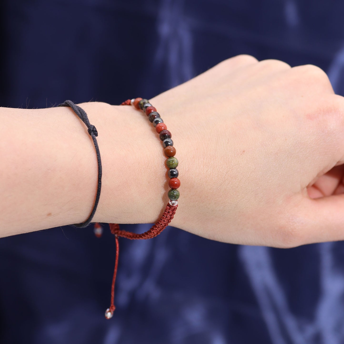 Aries Zodiac Crystal Candle with Gemstone Bracelet - Crystal Nest