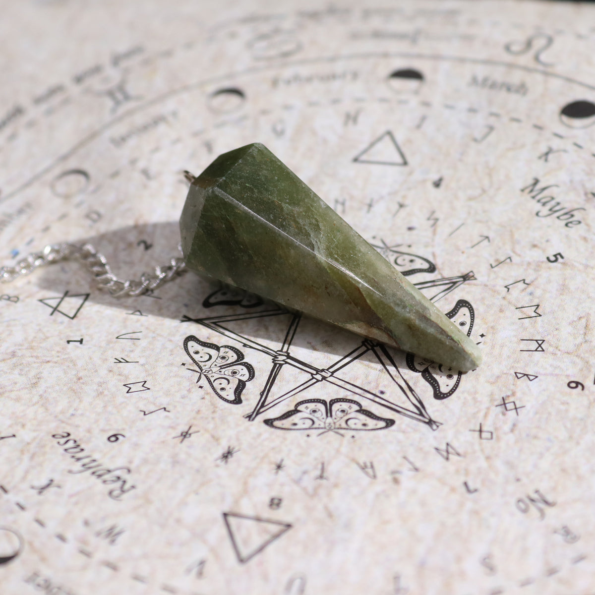 Ancient Witch Prosperity Spell Incense | Oud with Aventurine Pendulum & Divination Map - Crystal Nest