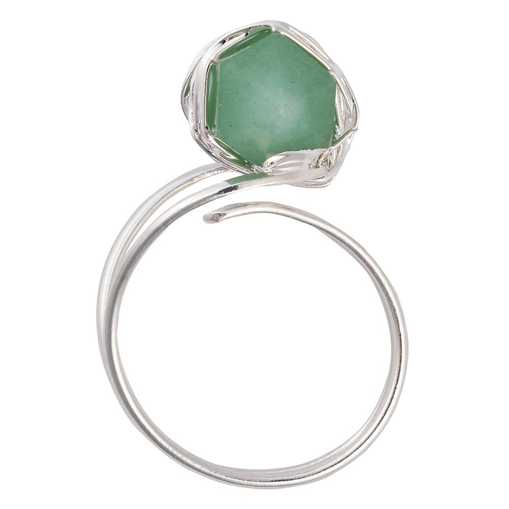Green Quartz Crystal Point Ring - Crystal Nest