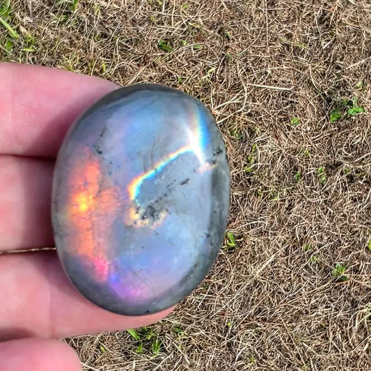 Sunset Purple Labradorite Palmstone - Crystal Nest