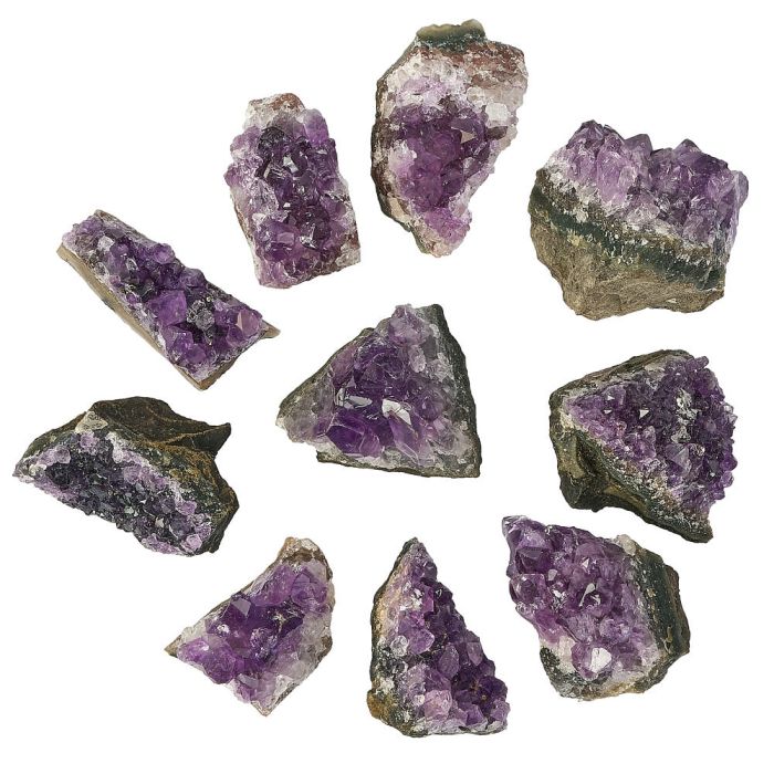 Mini Amethyst Cluster - Crystal Nest