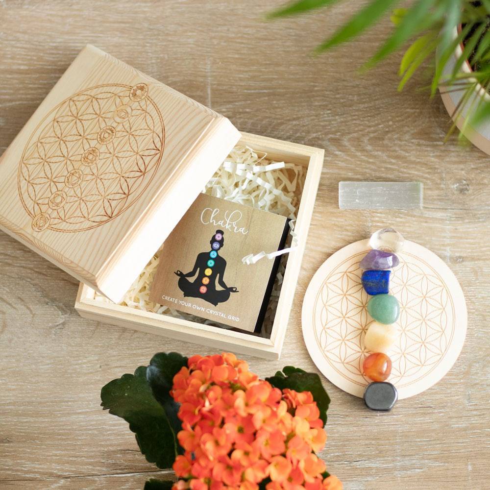 Chakra Crystal Grid Gift Set - Crystal Nest