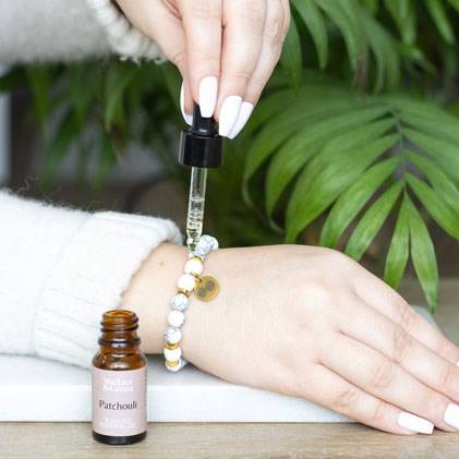 Stress Less Howlite Crystal Essential Oil Bracelet - Crystal Nest