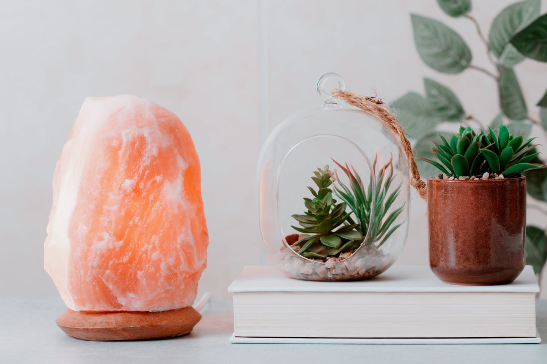 The Benefits of Himalayan Salt Lamps: Do They Really Cleanse the Air?