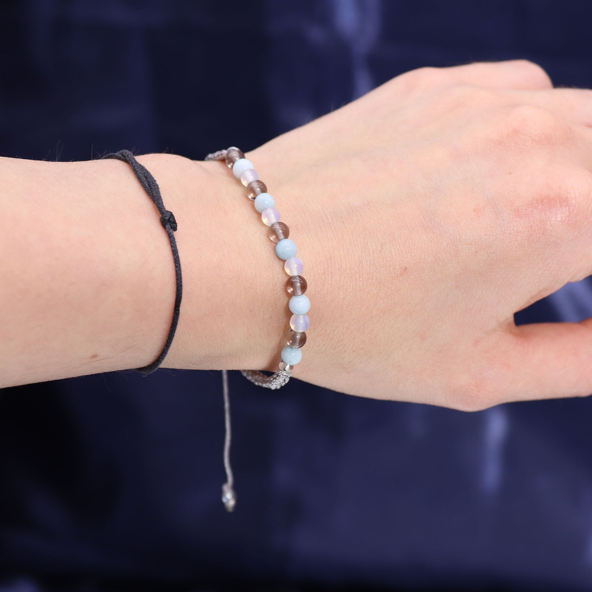 Cancer Zodiac Crystal Candle with Gemstone Bracelet - Crystal Nest