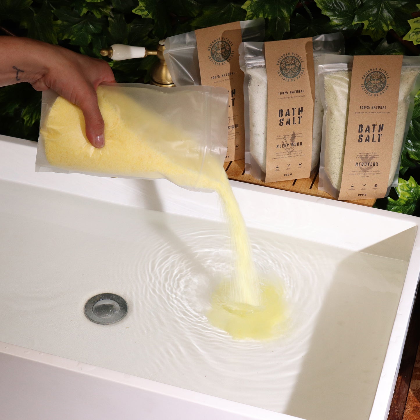 Glow & Go Vitamin C & Mandarin Epsom Bath Salts | 800g