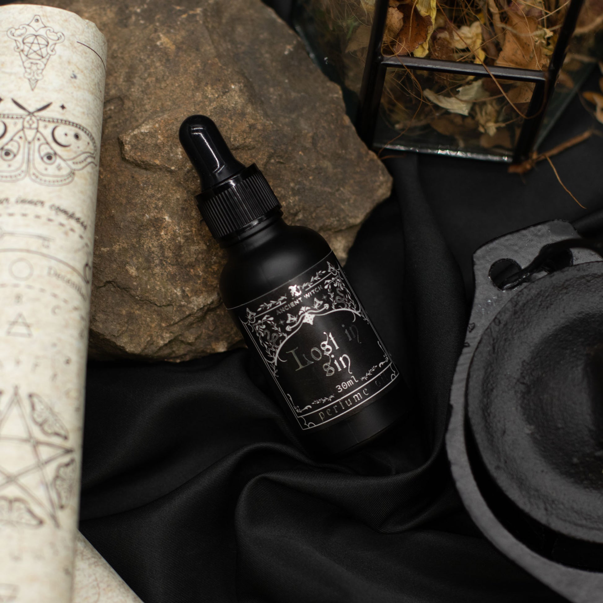 Lost in Sin Perfume Oil | Citrus, Floral & Sensual Woods Ritual Fragrance | 30ml - Crystal Nest