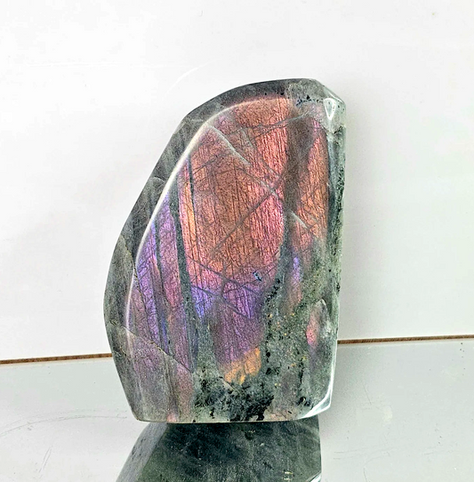 Purple Labradorite Crystal Freeform | 600–700g - Crystal Nest