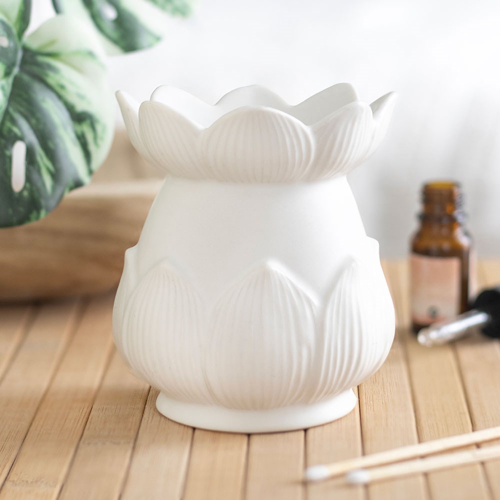 White Lotus Flower Oil Burner | Ceramic Aromatherapy Burner