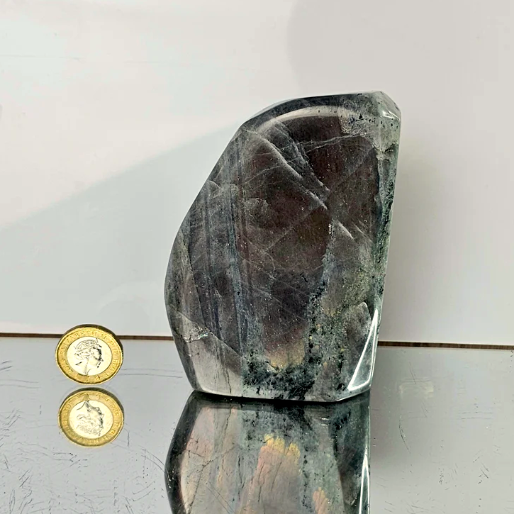 Purple Labradorite Crystal Freeform | 600–700g - Crystal Nest