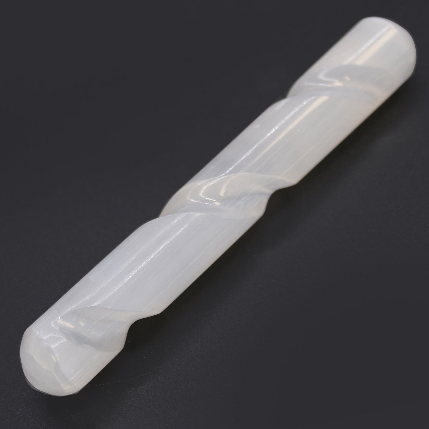 Rounded Spiral Selenite Wand